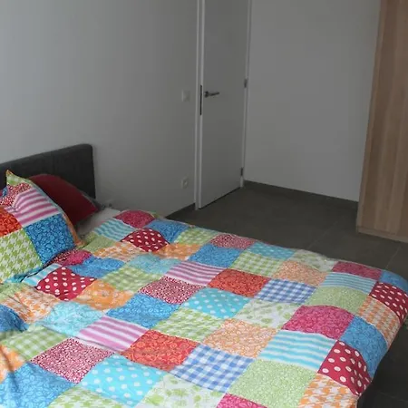 Ruim Nieuwbouwappartement Lejlighed *